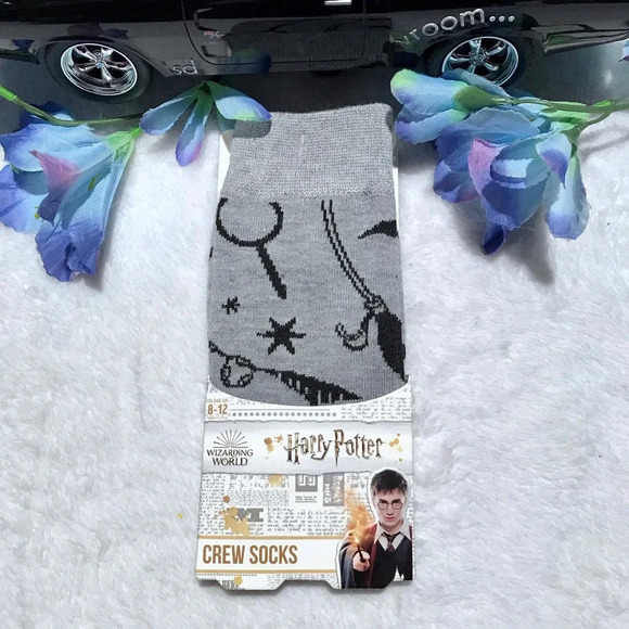 Bioworld Harry Potter New with Packaging 1 Pair Crew Men's Socks Size 8-12 - Picture 2 of 7